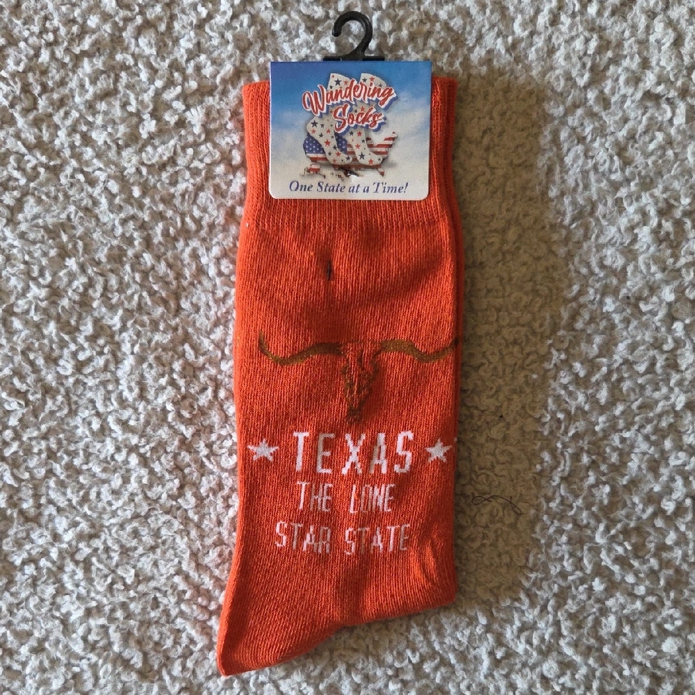 NWT Texas Longhorn Skull The Lone Star State Patterned Ribbed Crew Socks
